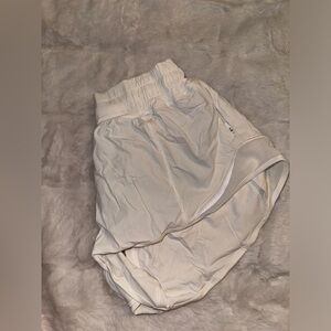 WHITE LULULEMON HOTTY HOT SHORTS